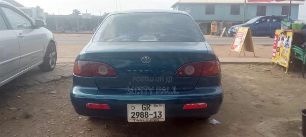 Toyota Corolla 2002 Blue