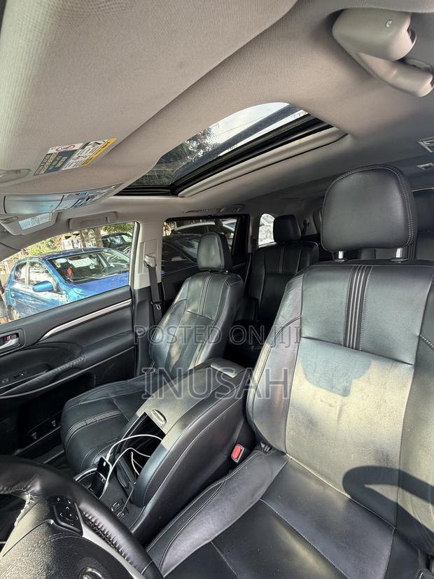 Toyota Highlander Limited 4x4 V6 (3.5L 6cyl 8A) 2018 Brown