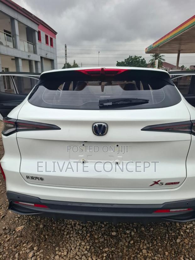 Changan X5 Plus 1.5 Blue Core FWD 2025 White