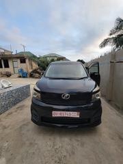 Toyota Voxy X 4WD 8-Seater 2013 Black for sale