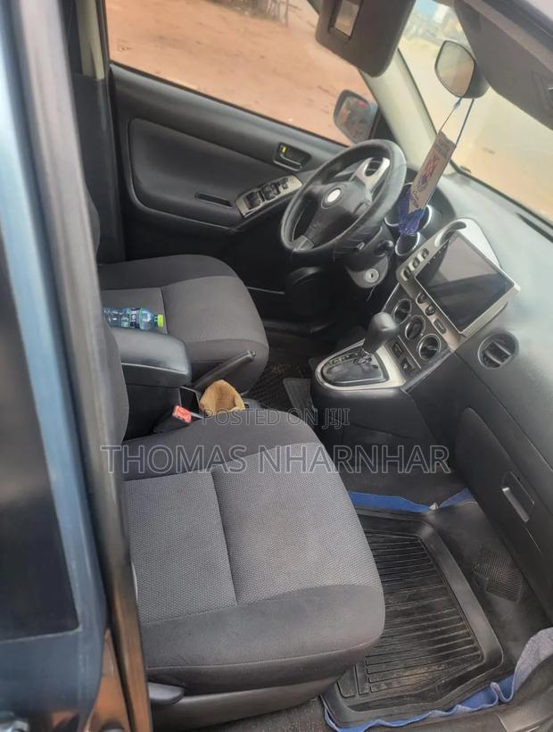 Pontiac Vibe 2006 Blue