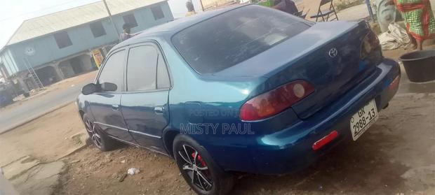 Toyota Corolla 2002 Blue