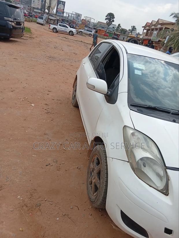 Toyota Vitz 2008 White