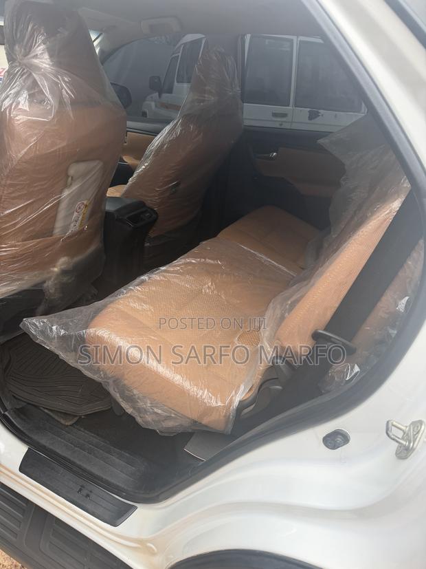 Toyota Fortuner 2.7 AWD 2018 White