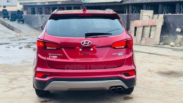 Hyundai Santa Fe SE AWD 2016 Burgundy