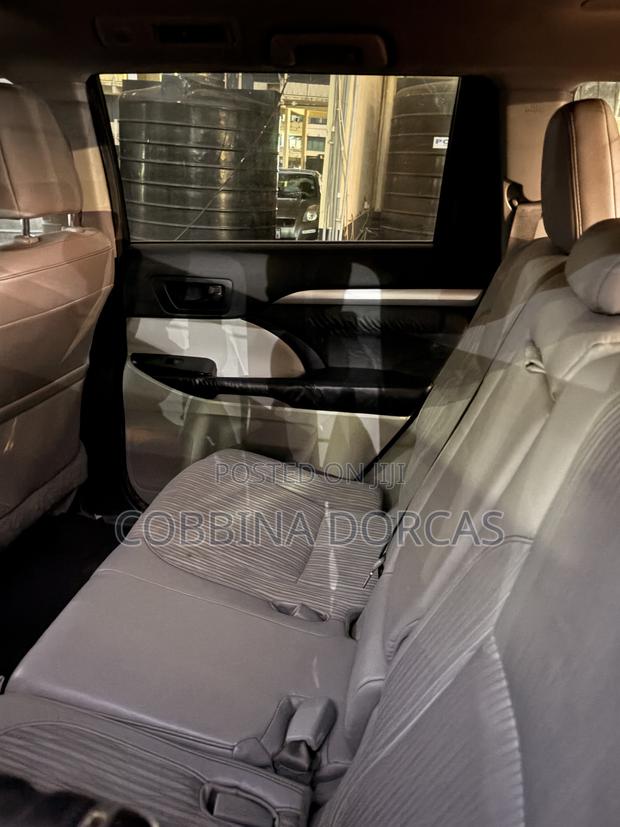 Toyota Highlander 2014 Silver