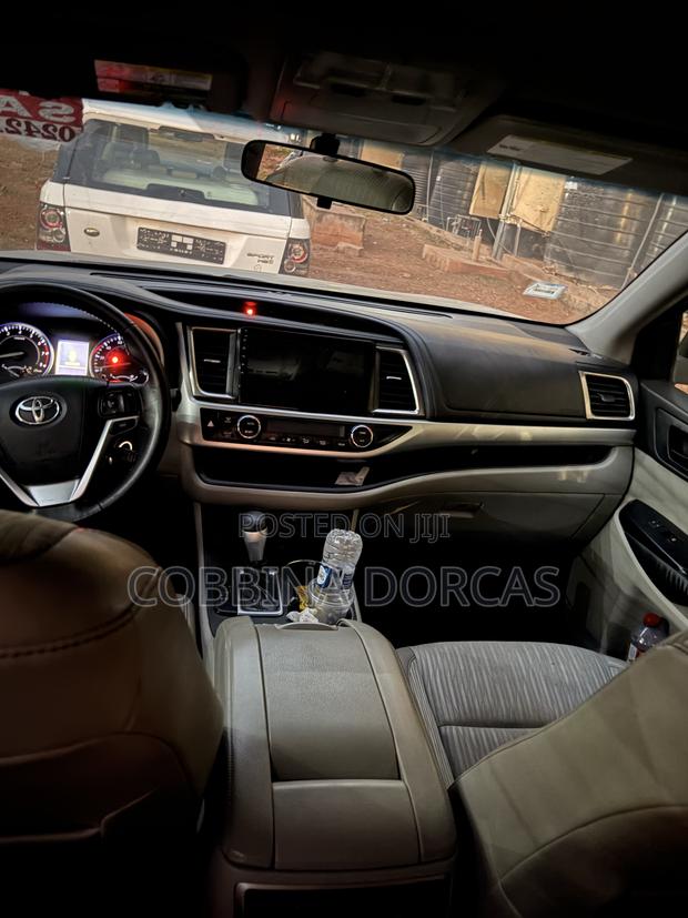 Toyota Highlander 2014 Silver