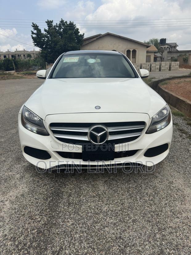 Mercedes-Benz C300 Luxury 4Matic Sedan AWD (2.0L 4cyl 7A) 2016 White