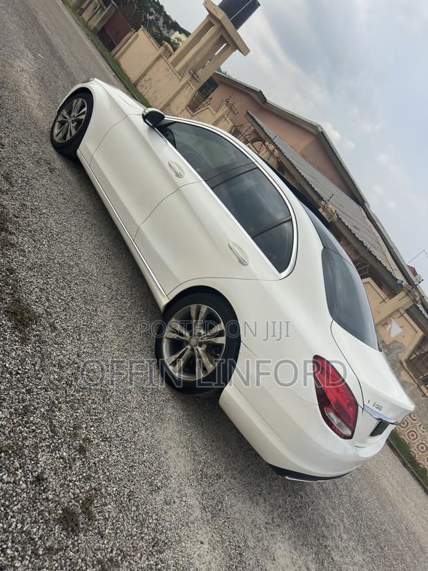 Mercedes-Benz C300 Luxury 4Matic Sedan AWD (2.0L 4cyl 7A) 2016 White