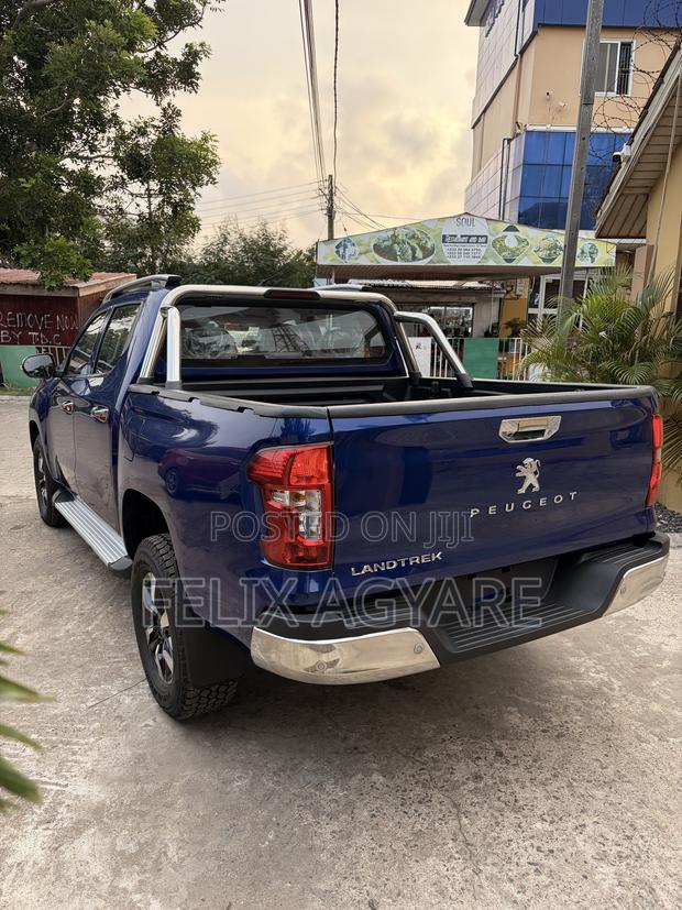New Peugeot Landtrek 2023 Blue