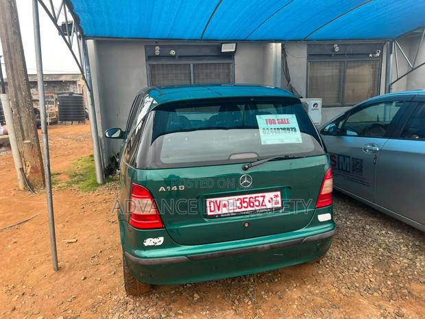 Mercedes-Benz 1420 2006 Green