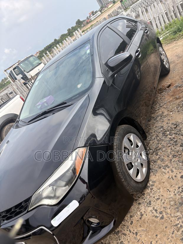 Toyota Corolla LE 4dr Sedan (1.8L 4cyl CVT) 2015 Black