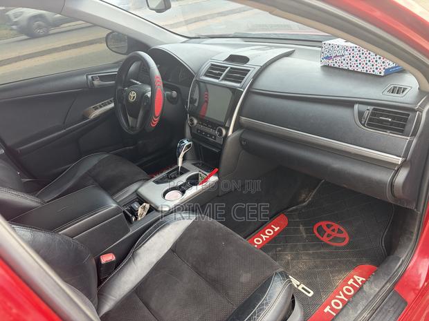 Toyota Corolla S 4dr Sedan (1.8L 4cyl 4A) 2012 Red