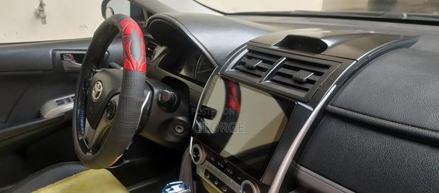 Toyota Camry SE 4dr Sedan (2.5L 4cyl 6A) 2013 Gray
