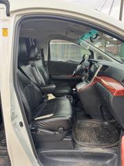 Toyota Vellfire V 2.4 FWD 7-Seater 2012 White for sale