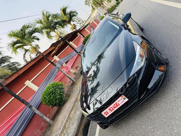 Hyundai Elantra SE 2021 Black