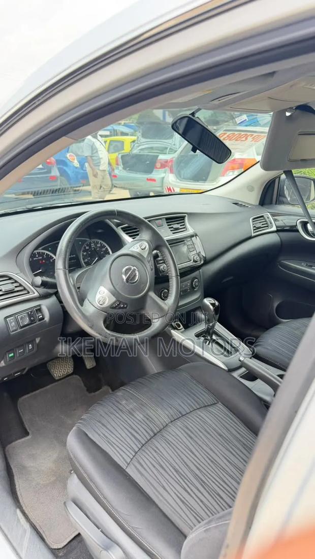 Nissan Sentra 2016 Silver