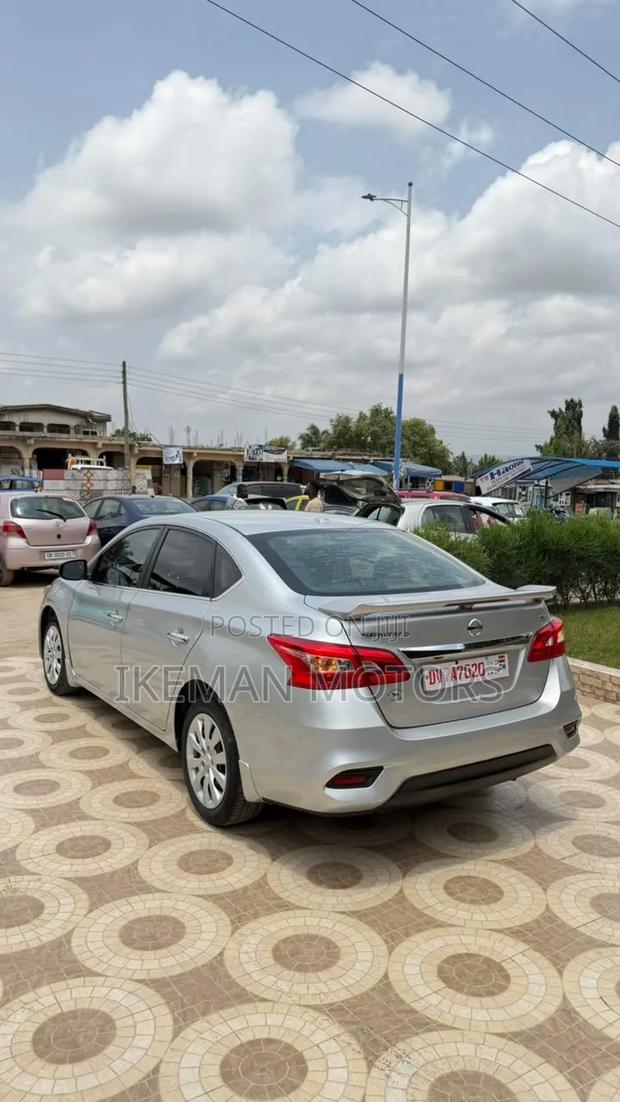 Nissan Sentra 2016 Silver