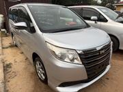 Toyota Noah 2.0 FWD (8 Seater) 2014 Silver for sale