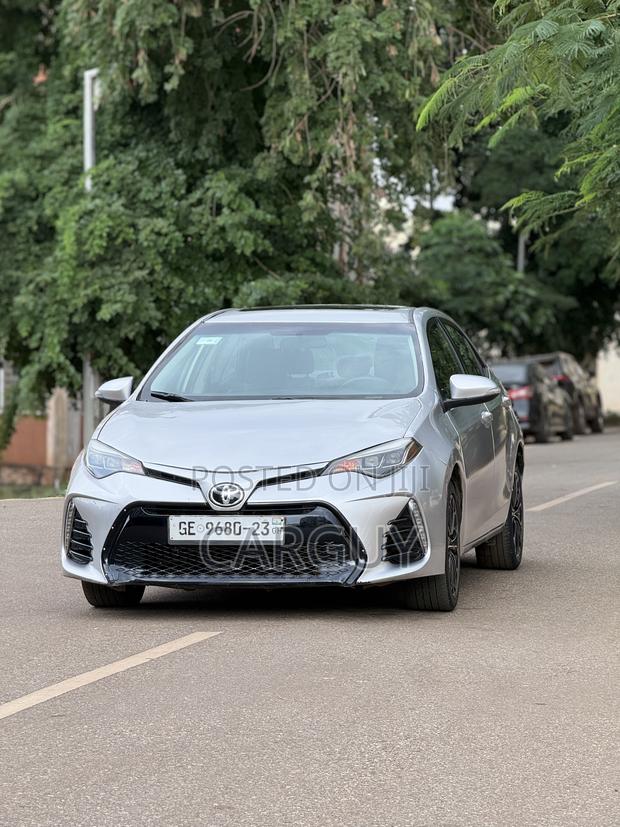 Toyota Corolla S Plus 4dr Sedan (1.8L 4cyl CVT) 2014 Silver