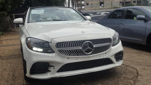Mercedes-Benz C300 2017 White