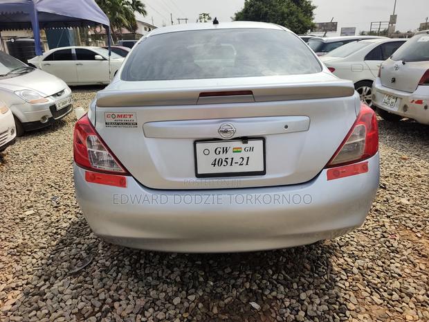 Nissan Versa 2014 White