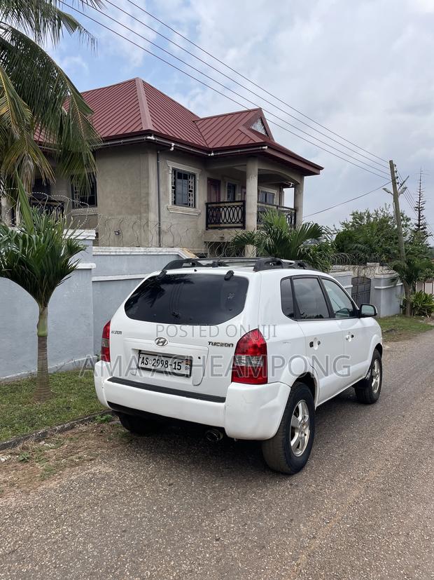 Hyundai Tucson 2005 White