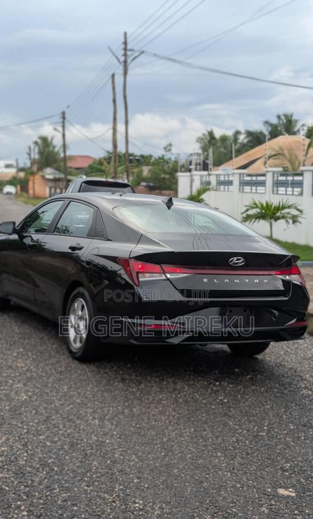 Hyundai Elantra 2021 Black