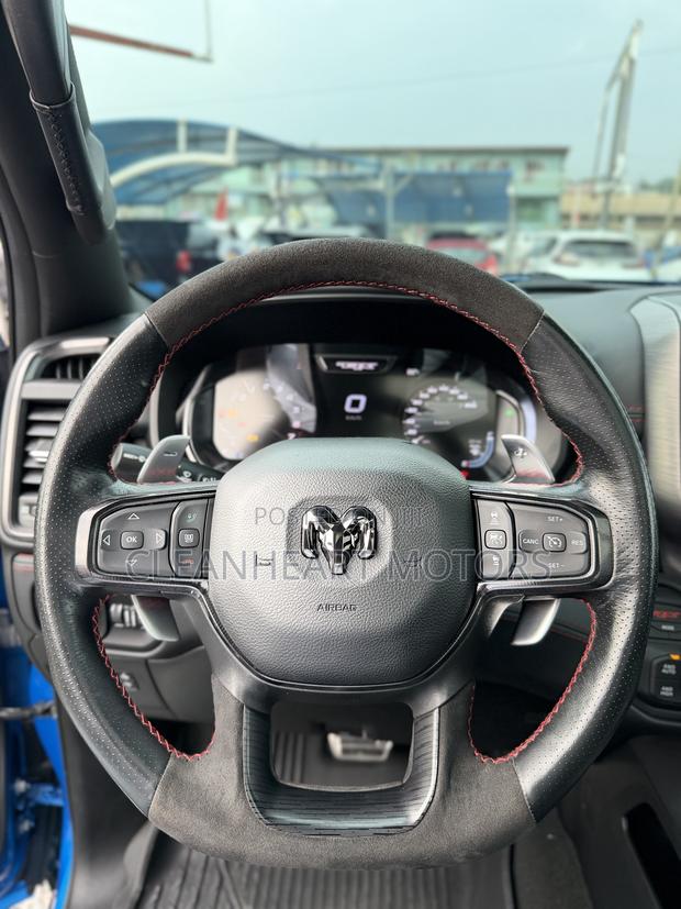 RAM 1500 TRX Crew Cab 4WD SB 2024 Blue