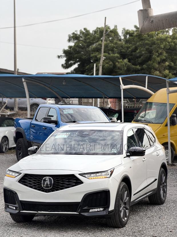 Acura MDX SH-AWD w/A-Spec Package 2025 White