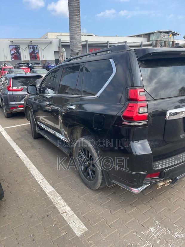 Toyota Land Cruiser Prado 2.7 2020 Black