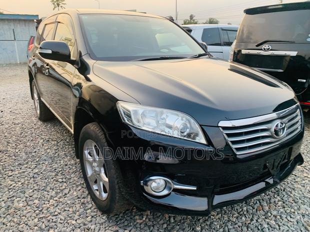 Toyota Vanguard 2013 Black