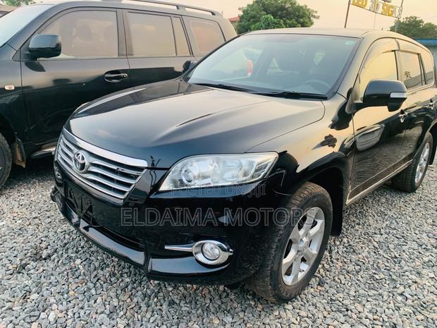 Toyota Vanguard 2013 Black