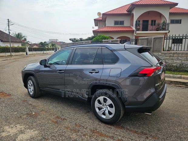 Toyota RAV4 2021 Black