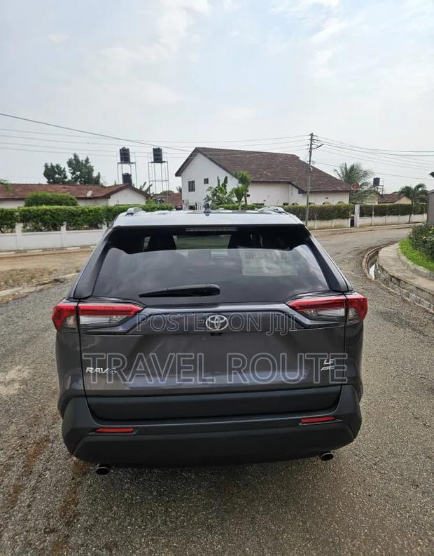 Toyota RAV4 2021 Black
