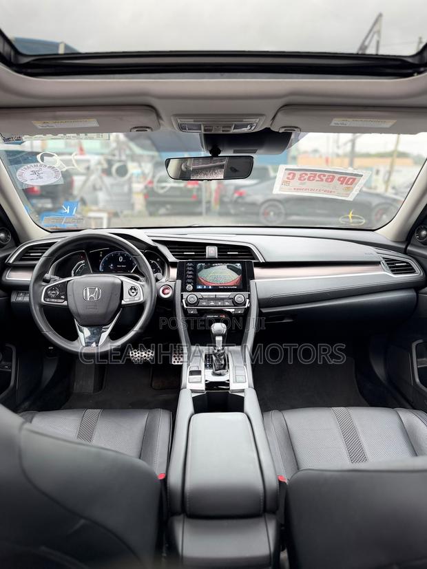 Honda Civic Touring Sedan 2020 Red