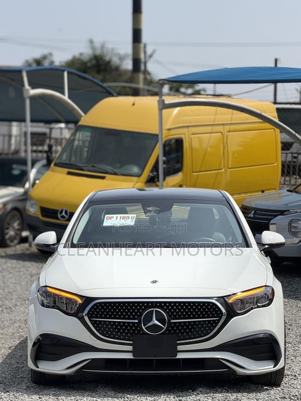 Mercedes-Benz E350 2025 White