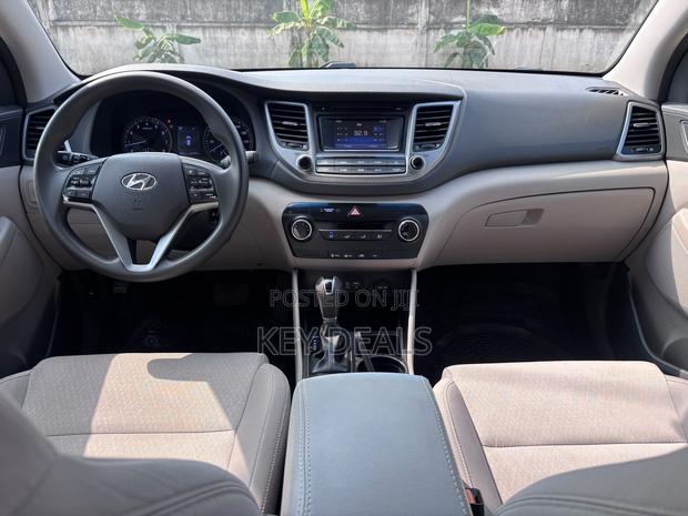 Hyundai Tucson SE AWD 2017 Blue