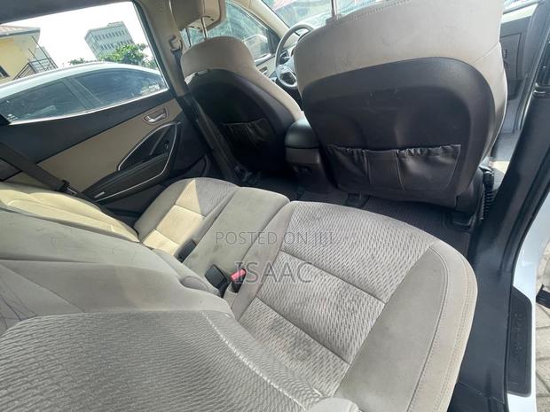 Hyundai Santa Fe 2016 White