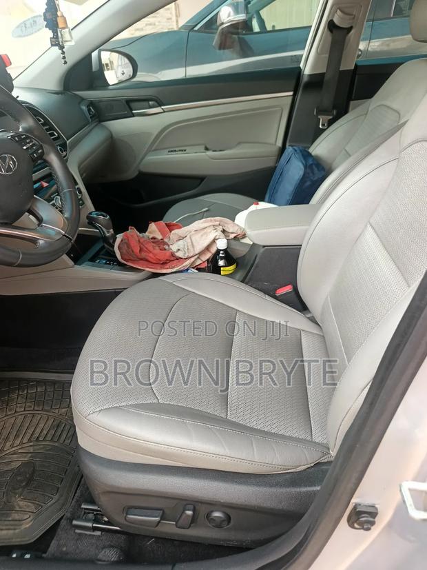 Hyundai Elantra SEL 2019 Silver