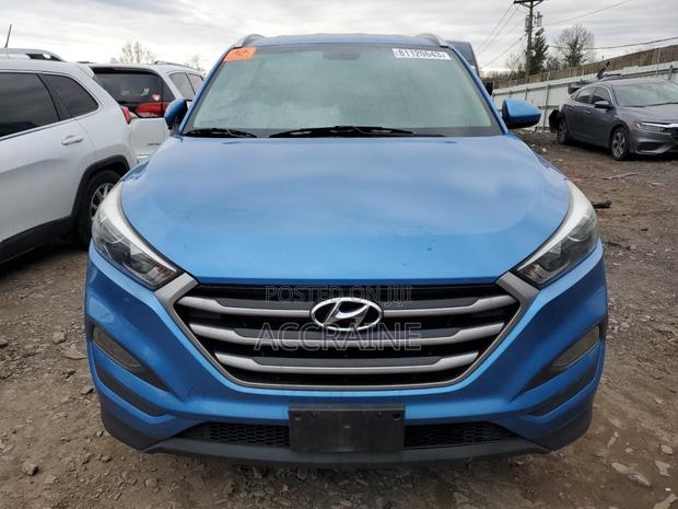 Hyundai Tucson 2018 Blue
