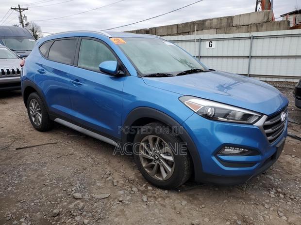 Hyundai Tucson 2018 Blue