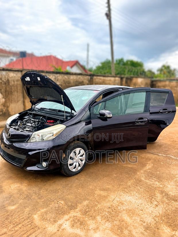 Toyota Vitz 1.3 AWD 5dr 2014