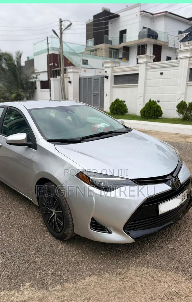 Toyota Corolla 2019 Silver