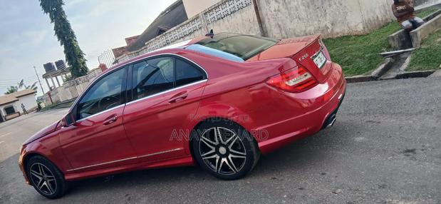 Mercedes-Benz C300 2015 Red