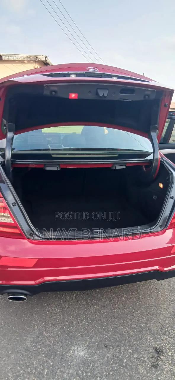 Mercedes-Benz C300 2015 Red