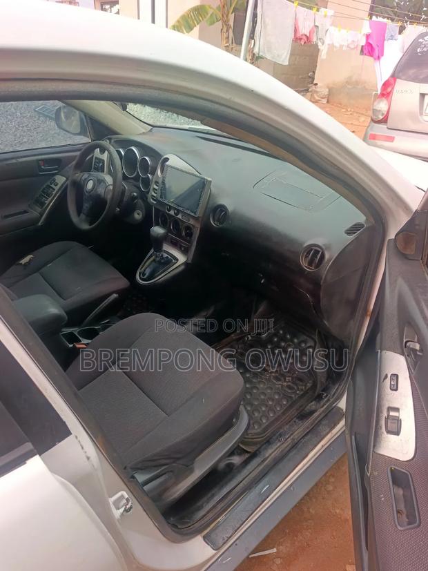 Pontiac Vibe 2007 White