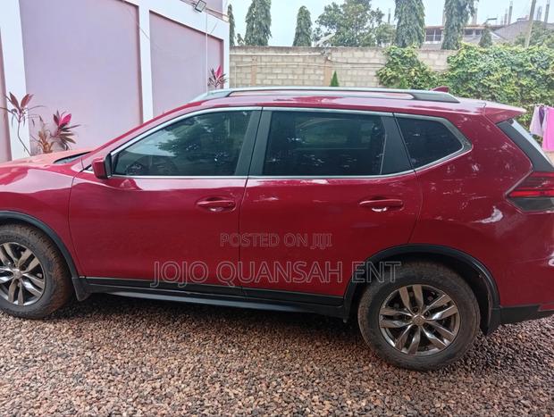 Nissan Rogue 2017 Red