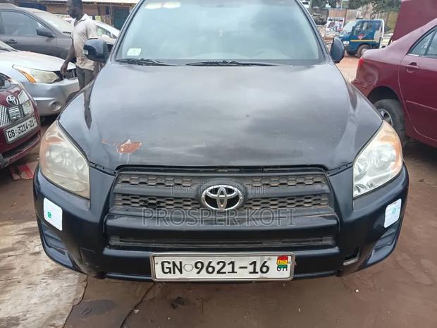 Toyota RAV4 2011 Black