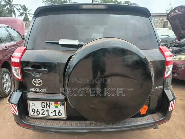 Toyota RAV4 2011 Black
